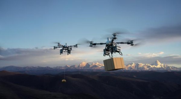 5策略 大疆发布 DJI FC100 旗舰运载无人机，80kg最大载重、9分钟快充